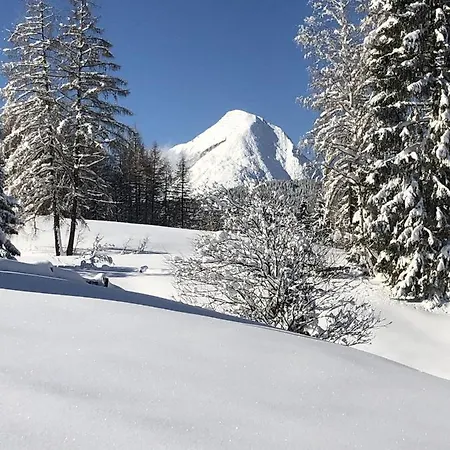 Отель Seefeld-lodge Зеефельд в Тироле